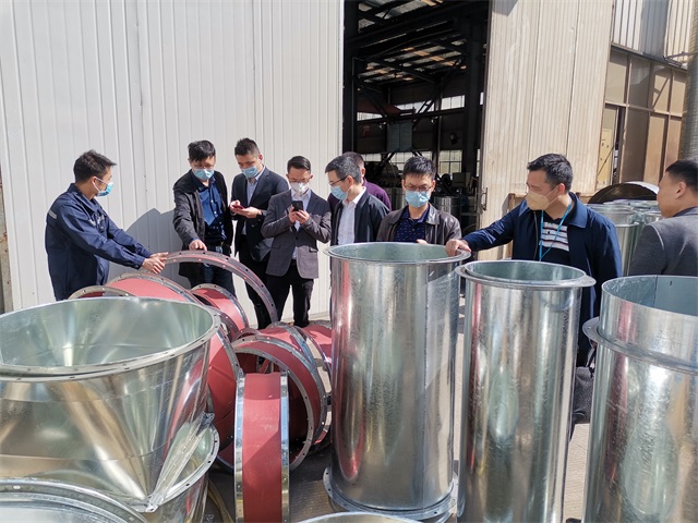 領(lǐng)導(dǎo)視察 (7)