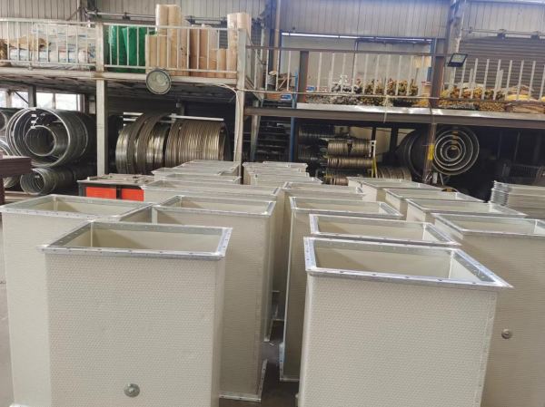 湖南風(fēng)管,長(zhǎng)沙風(fēng)管,長(zhǎng)沙風(fēng)管加工,長(zhǎng)沙鍍鋅風(fēng)管,長(zhǎng)沙不銹鋼風(fēng)管