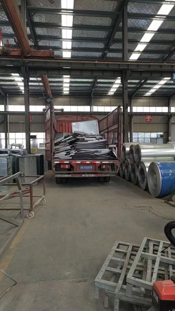 湖南風管,長沙風管,長沙風管加工,長沙鍍鋅風管,長沙不銹鋼風管